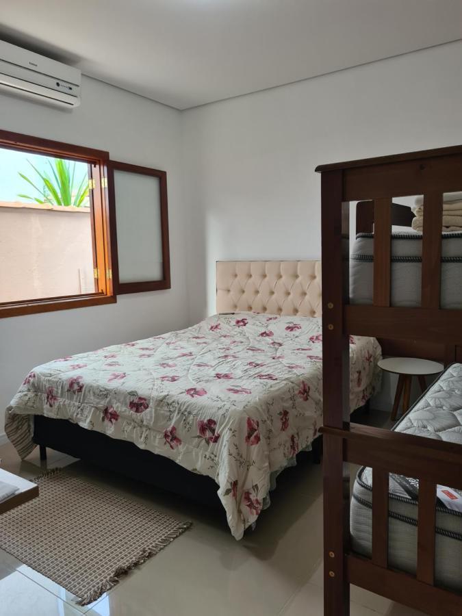 Linda Casa Em Fechado *
